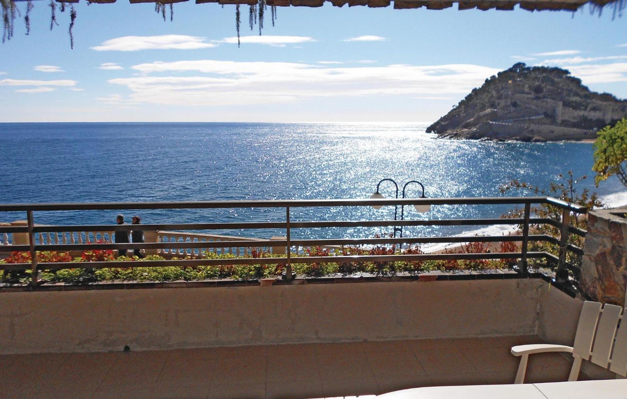 Stunning Apartment In Tossa De Mar With Wifi Exterior photo